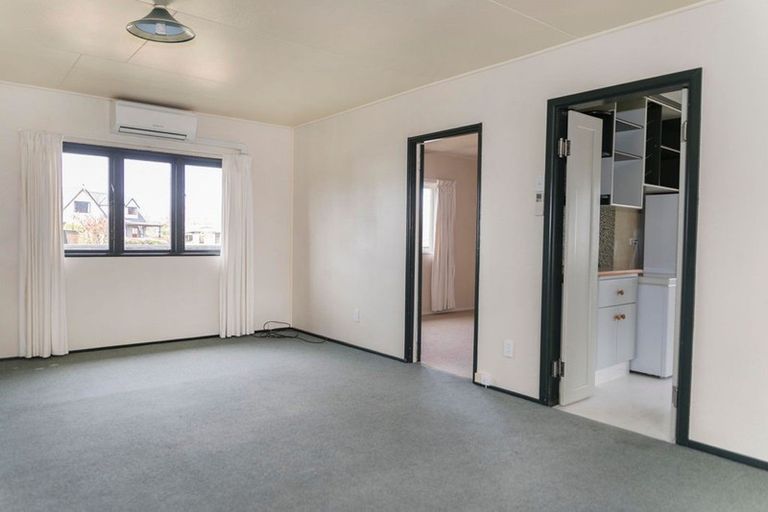 Photo of property in 11 Maclaurin Street, Dannevirke, 4930