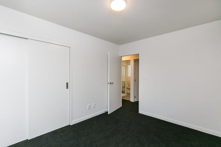 Photo of property in 74u7 Derwent Street, Island Bay, Wellington, 6023