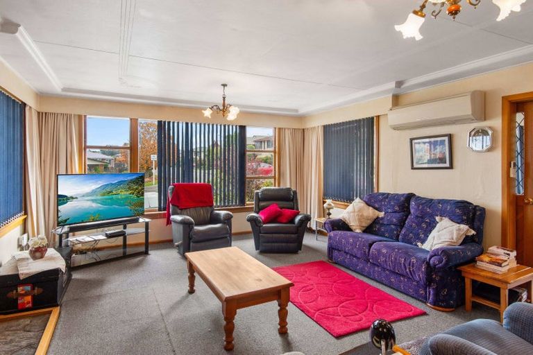Photo of property in 21 Stuart Street, Holmes Hill, Oamaru, 9401