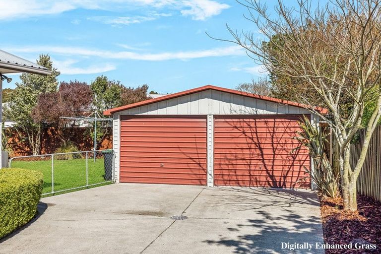 Photo of property in 34 Medina Crescent, Parklands, Christchurch, 8083