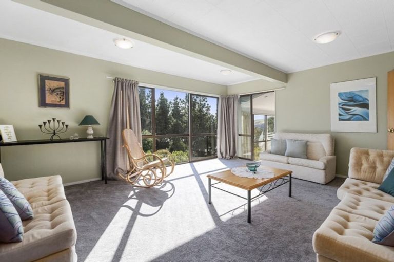 Photo of property in 52 Leeward Drive, Whitby, Porirua, 5024