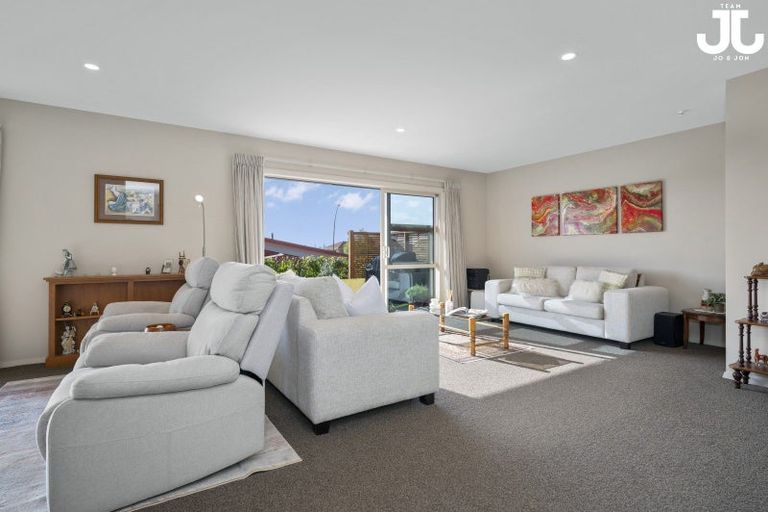 Photo of property in 14 Kakapo Place, Pyes Pa, Tauranga, 3112