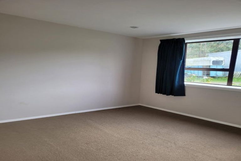 Photo of property in 137 Bucks Road, Tauwharenikau, Featherston, 5773