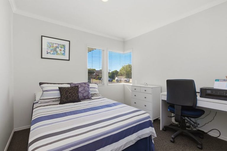 Photo of property in 30 Russley Drive, Mount Maunganui, 3116