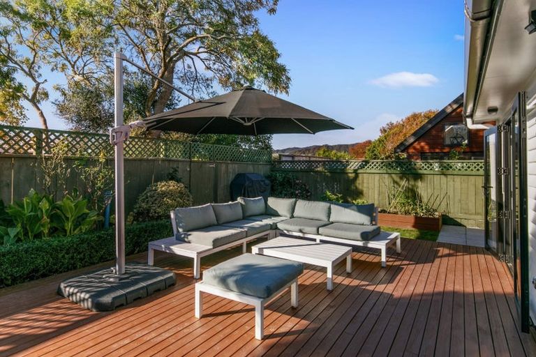 Photo of property in 17 Hinau Street, Woburn, Lower Hutt, 5010