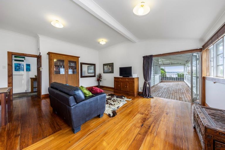 Photo of property in 66 Beresford Street, Bayswater, Auckland, 0622