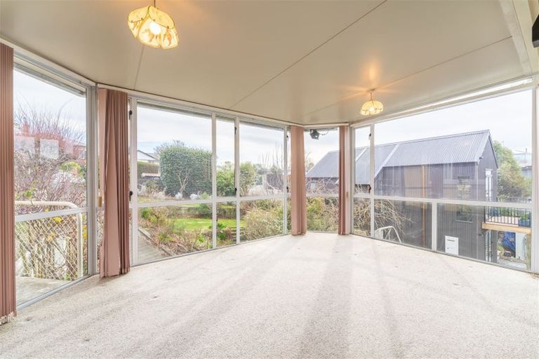 Photo of property in 4 Avenue Road, West End, Timaru, 7910
