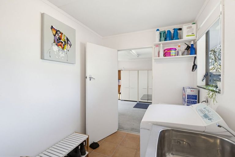 Photo of property in 4 Dove Place, Westbrook, Palmerston North, 4412
