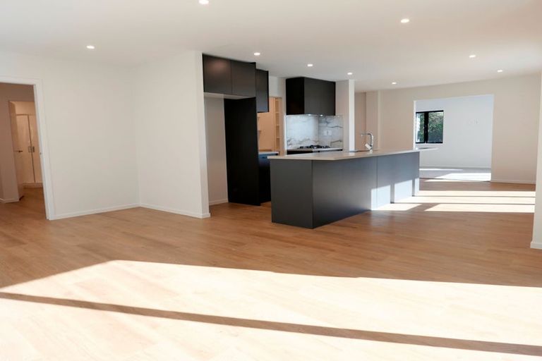 Photo of property in 174 Winara Avenue, Waikanae, 5036