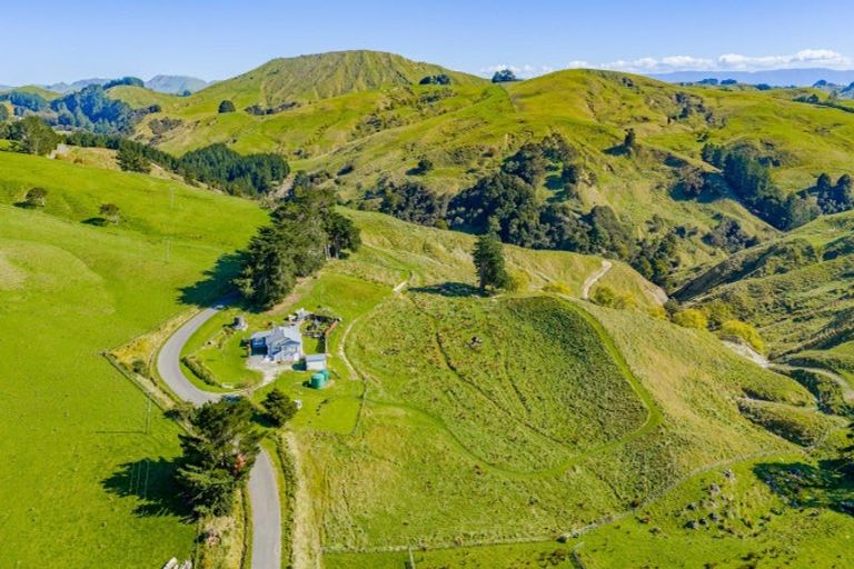 Photo of property in 147 Mangatuna Road, Weber, Dannevirke, 4970