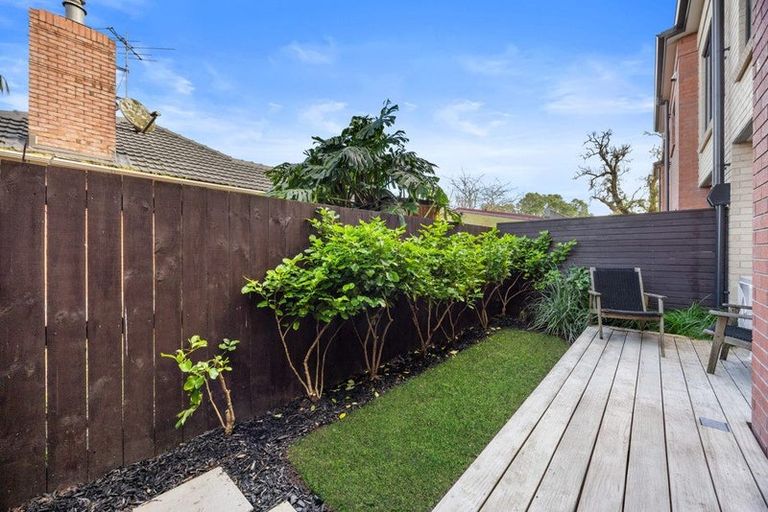 Photo of property in 500c Te Atatu Road, Te Atatu Peninsula, Auckland, 0610