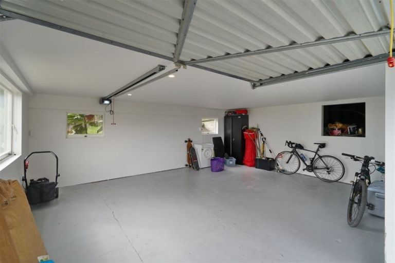 Photo of property in 262 Mount Pleasant Road, Mount Pleasant, Christchurch, 8081