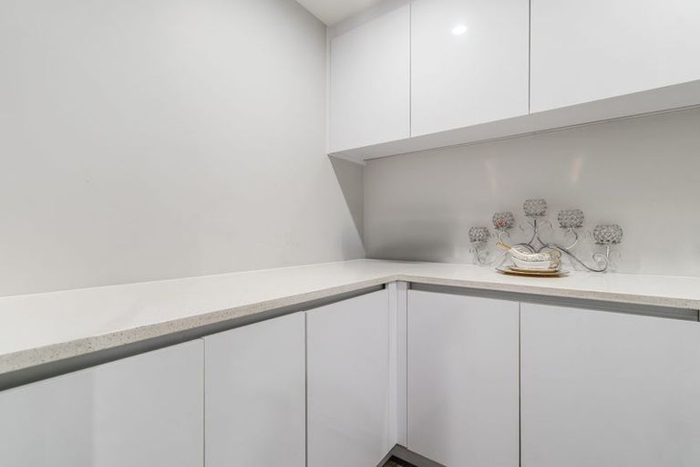 Photo of property in 1/1a Halsey Road, Manurewa, Auckland, 2102