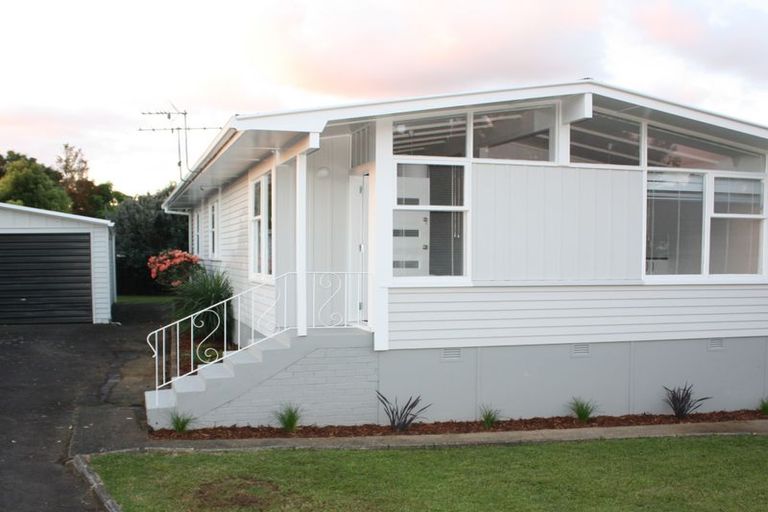 Photo of property in 85 Beeston Crescent, Manurewa, Auckland, 2102