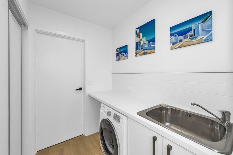 Photo of property in 28 Falcon Road, Rolleston, 7615