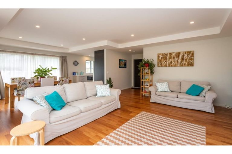 Photo of property in 101a Edgeware Road, St Albans, Christchurch, 8014