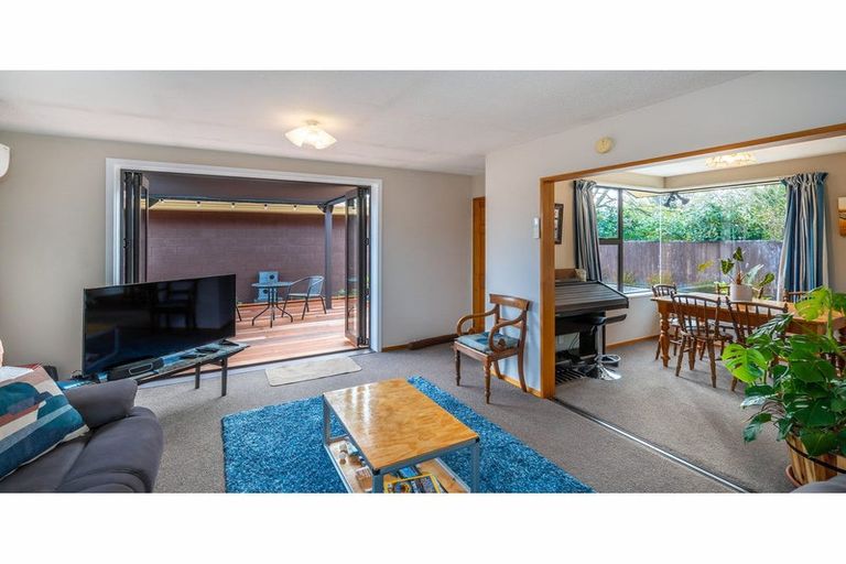 Photo of property in 2/150 Riverlaw Terrace, Saint Martins, Christchurch, 8022