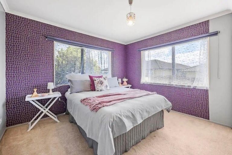 Photo of property in 19 Reybert Place, Massey, Auckland, 0614