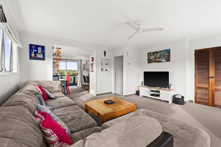 Photo of property in 68 Rogers Road, Bay View, Napier, 4104