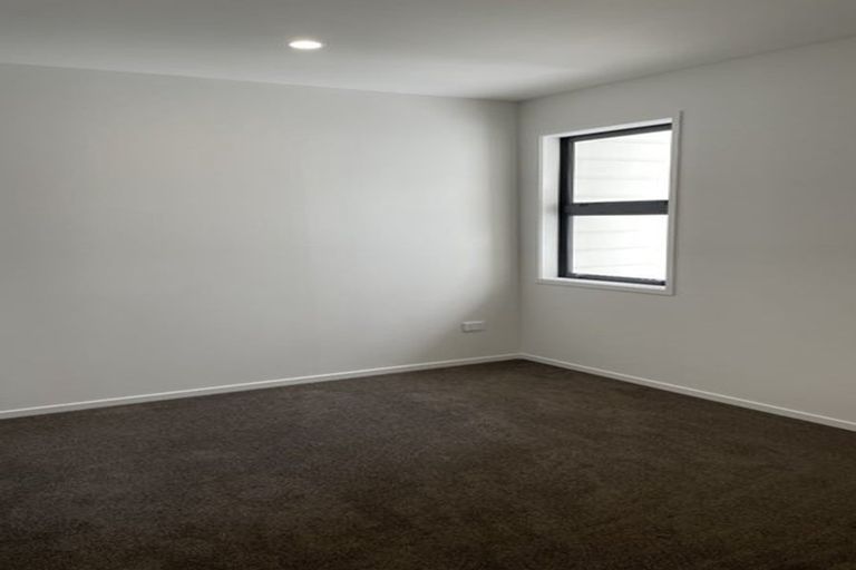 Photo of property in 32 Karoro Road, Flat Bush, Auckland, 2019
