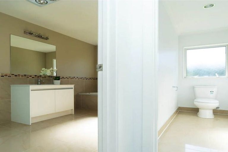 Photo of property in 210 Saint James Drive, Huntington, Hamilton, 3210