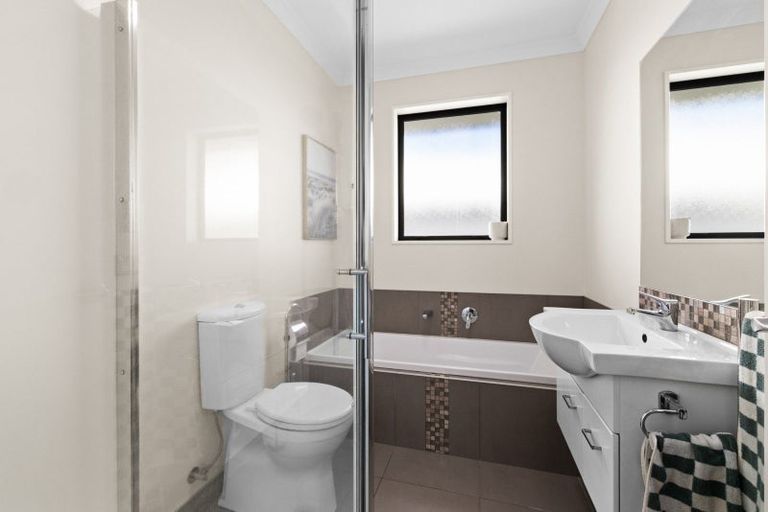 Photo of property in 21 Drake Crescent, Awatoto, Napier, 4110