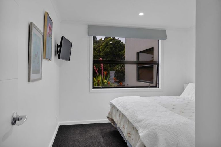 Photo of property in 91a Karina Road, Merrilands, New Plymouth, 4312