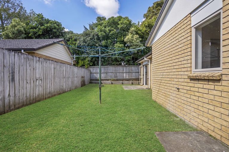 Photo of property in 70d Kayes Road, Pukekohe, 2120