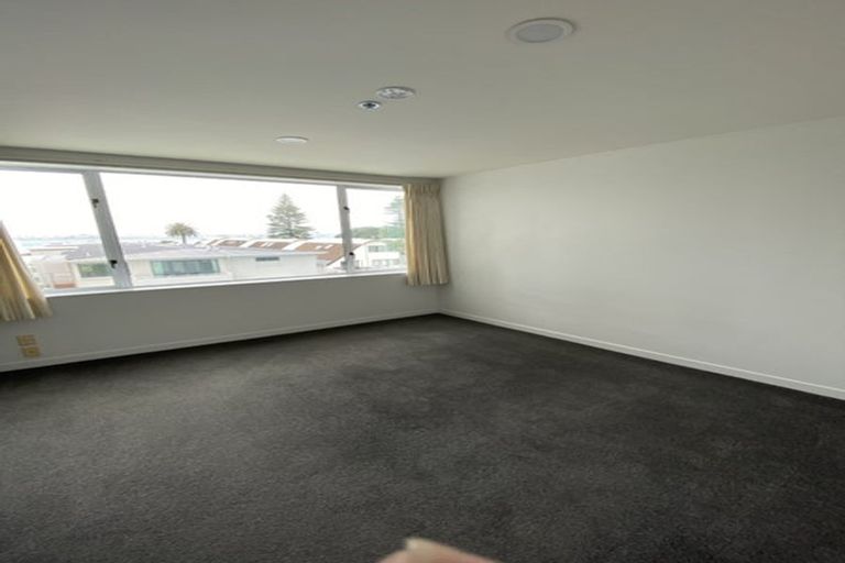 Photo of property in 12 Maunganui Road, Mount Maunganui, 3116