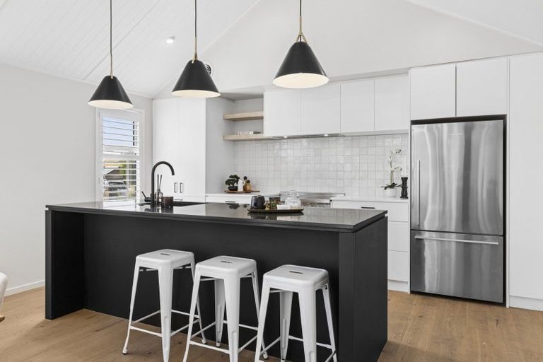 Photo of property in 55 Farrant Drive, Wanaka, 9305