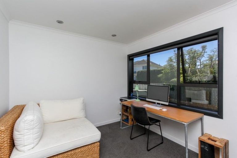 Photo of property in 8b Solway Terrace, Bell Block, New Plymouth, 4312