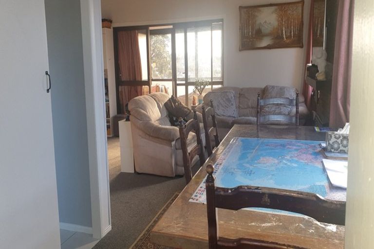 Photo of property in 39 Moire Road, Massey, Auckland, 0614