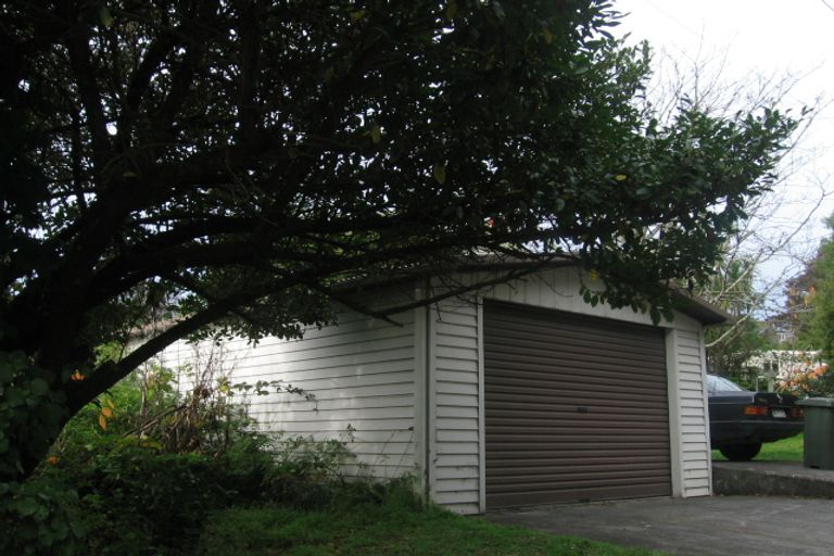 Photo of property in 29 The Rigi, Northland, Wellington, 6012