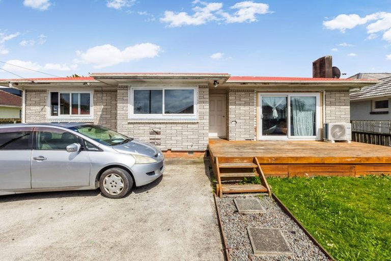 Photo of property in 25 Rice Crescent, Papakura, 2110