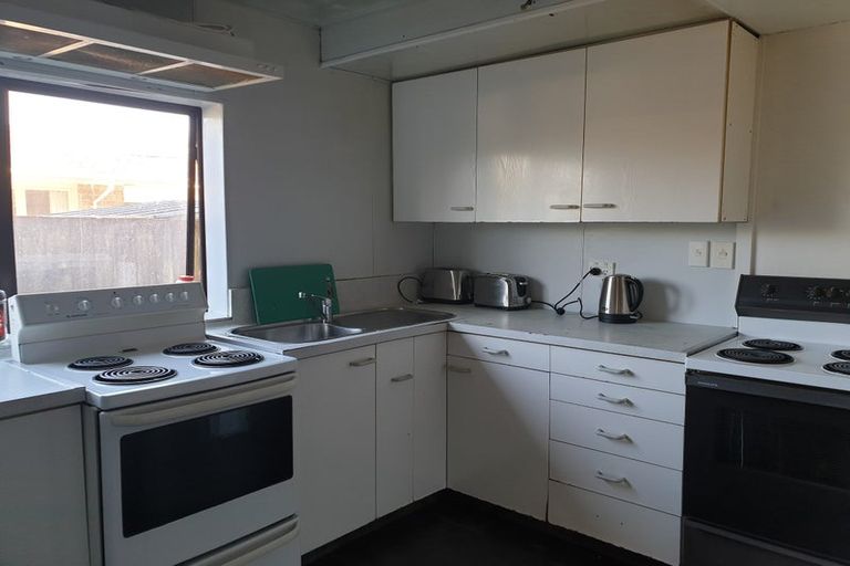 Photo of property in 28 Wharenui Road, Upper Riccarton, Christchurch, 8041