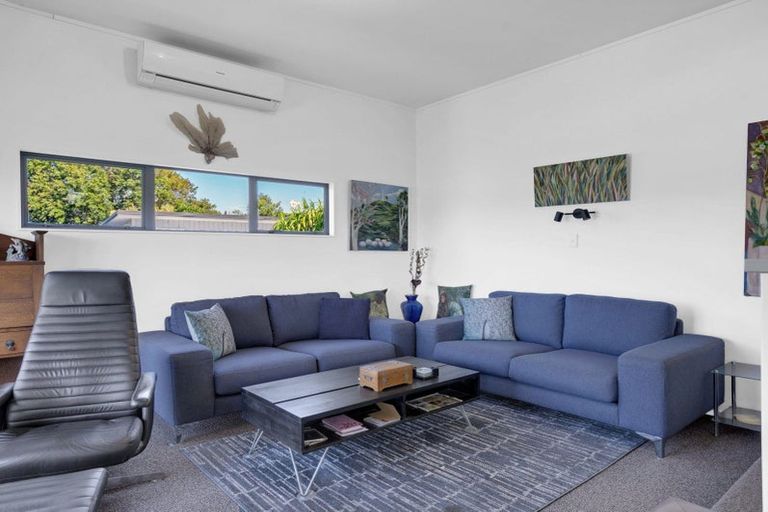 Photo of property in 6 Mara Kai Lane, Raglan, 3225