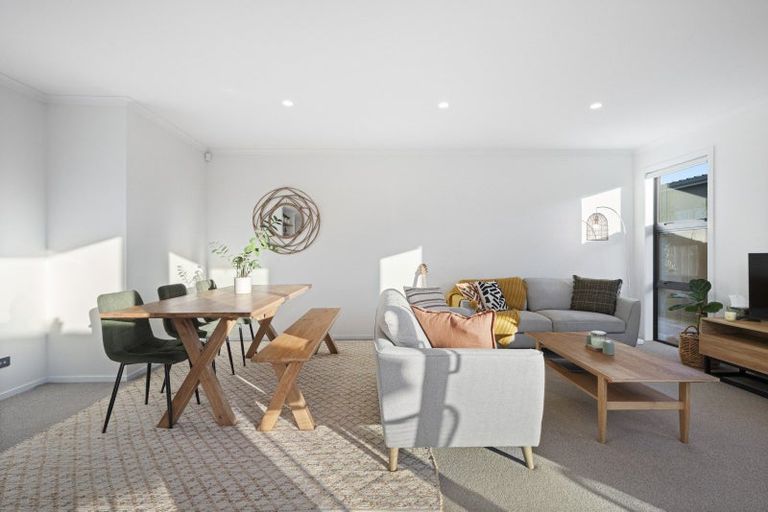 Photo of property in 10 Kenehi Road, Karaka, 2124