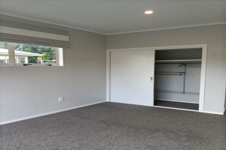 Photo of property in 5 Josie Lane, Manurewa, Auckland, 2102