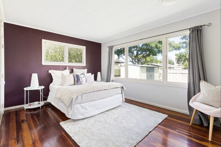 Photo of property in 2/1116 Outram Road, Akina, Hastings, 4122