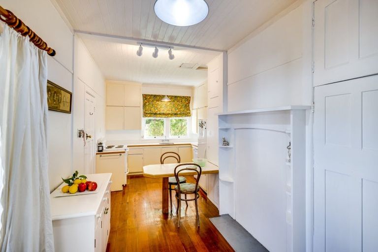 Photo of property in 21 Duart Road, Havelock North, 4130