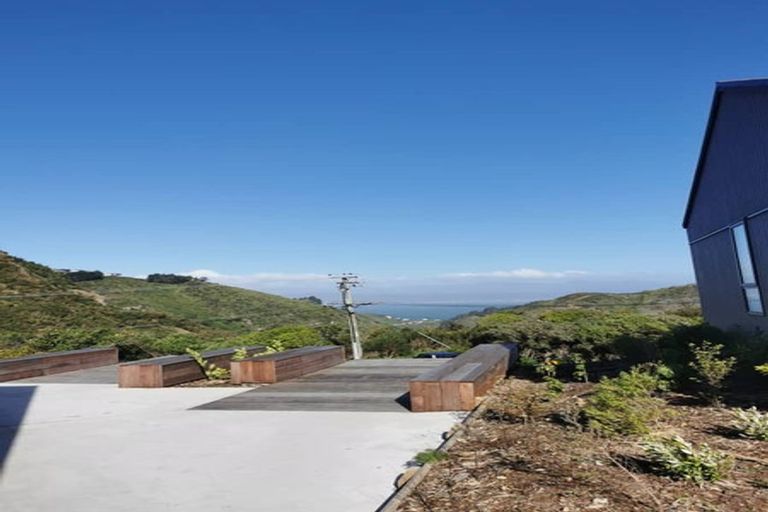 Photo of property in 129 Sunnyside Road, Sunnyvale, Auckland, 0612