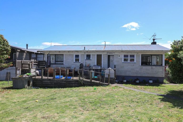 Photo of property in 8 Mcvie Road, Huntly, 3700