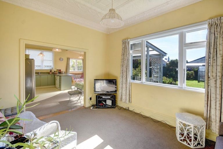 Photo of property in 5 Nile Street, Saint Clair, Dunedin, 9012