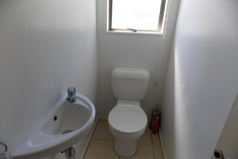 Photo of property in 66 Percy Dyett Drive, Karori, Wellington, 6012