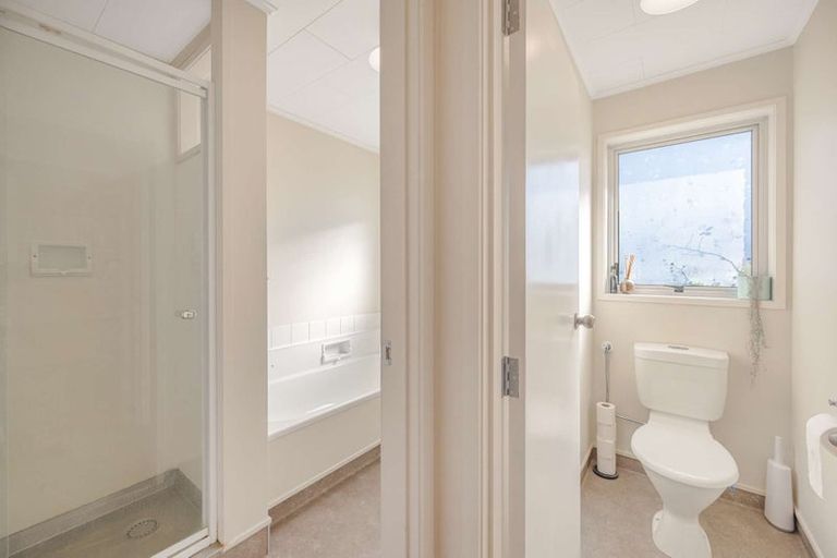 Photo of property in 1/113 Te Mata Road, Havelock North, 4130