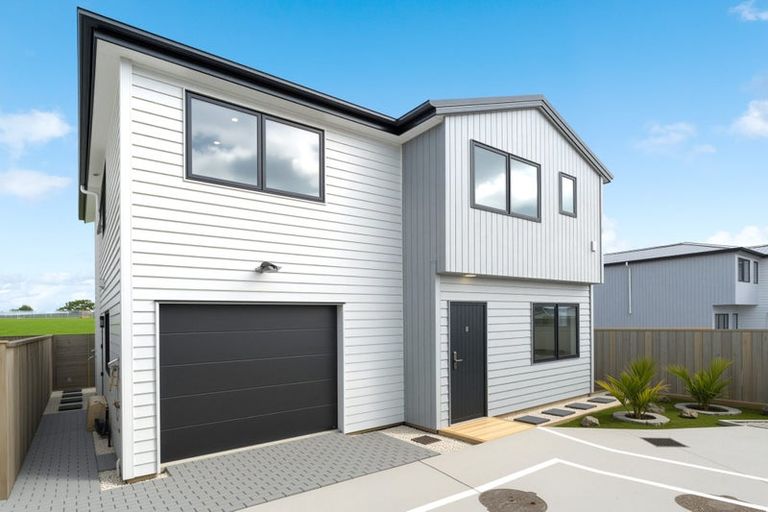 Photo of property in 17d Bahari Drive, Ranui, Auckland, 0612