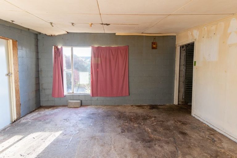 Photo of property in 74 Forfar Crescent, Rockdale, Invercargill, 9812