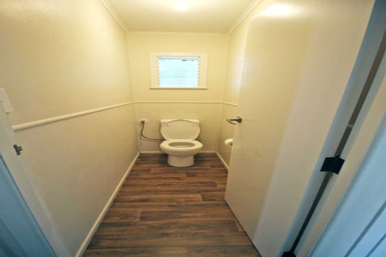 Photo of property in 2 Terence Street, Fairview Downs, Hamilton, 3214