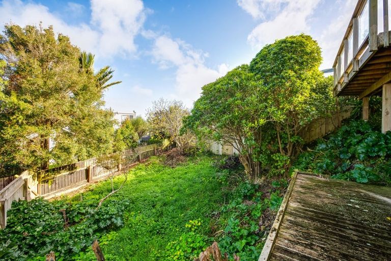 Photo of property in 5 Gordon Road, Plimmerton, Porirua, 5026