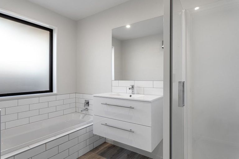 Photo of property in 14 Grey View Grove, Rangiora, 7400